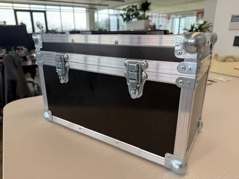 DIGIUP Desk
